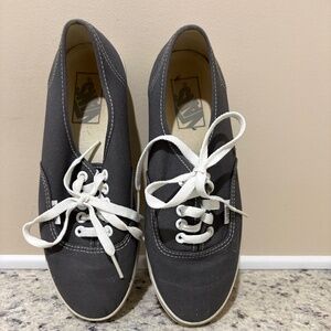 VANS Sneakers - used- Women’s Size 7